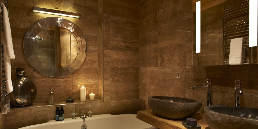 Room One Bathroom in Chalet La Petite Pia