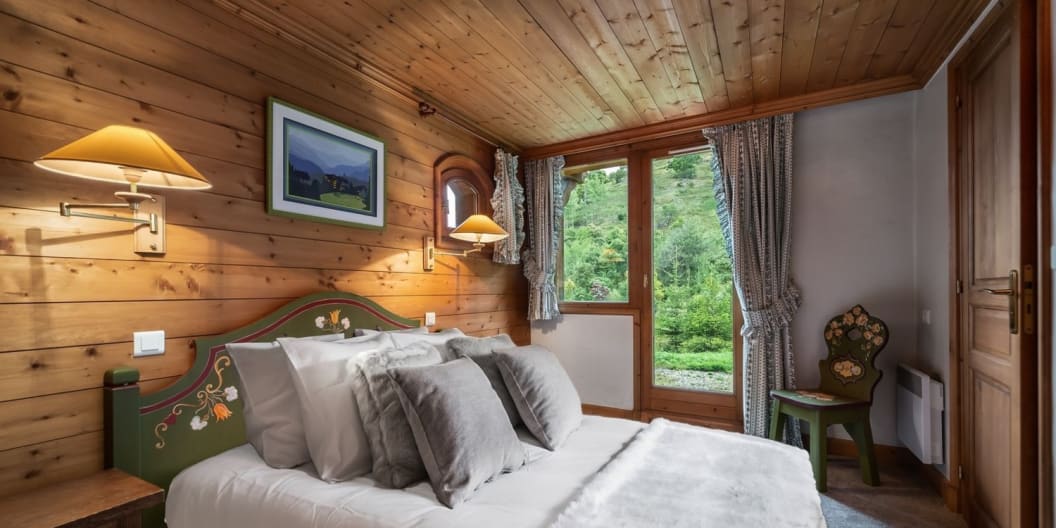 Chalet Les Solans Bedroom 2