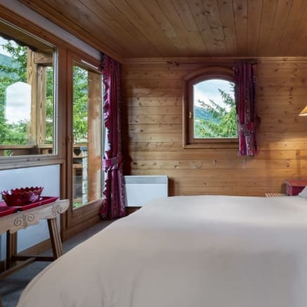 Chalet Les Solans | Serviced Chalet in Meribel