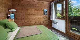 Bedroom 4 in Chalet Les Solans