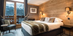 Chalet Phoebe, luxury catered chalet in Meribel