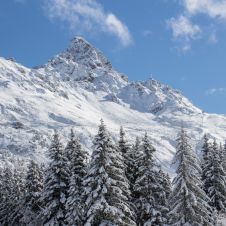 Guide to Meribel
