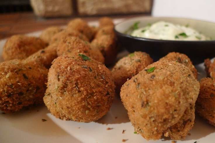 Breaded Mushrooms and Garlic Mayonaise
