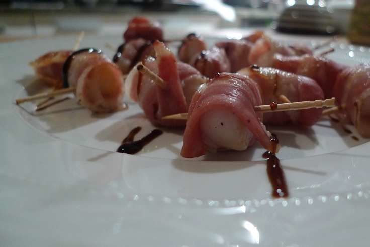 Scallops wrapped in Bacon