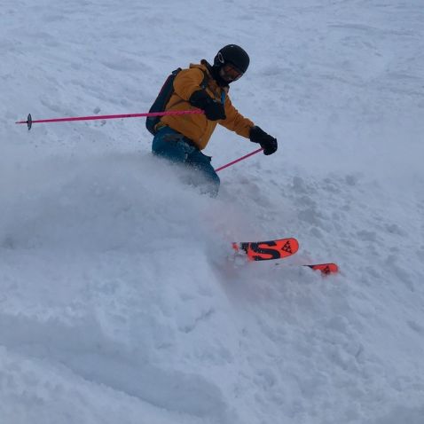 Applicants and holders of Meribel Chalet Jobs